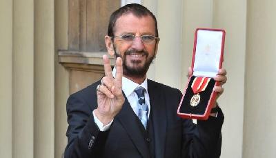 Ringo Starr odlikovan redom viteza za svoj doprinos muzici