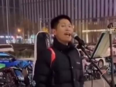 Poslušajte kako Kinez u Pekingu pjeva veliki hit Tošeta Proeskog