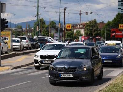 I ovog jutra gužve na granicama prema moru
