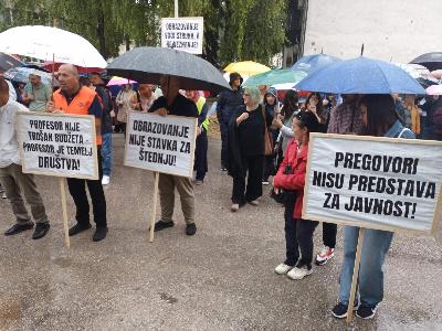 Prosvjetari u USK-u odgodili štrajk, Sindikat ne odustaje od zahtjeva