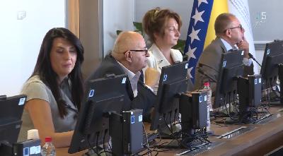 VSTV skinuo s dnevnog reda razmatranje izmjena pravilnika o imovinskim kartonima